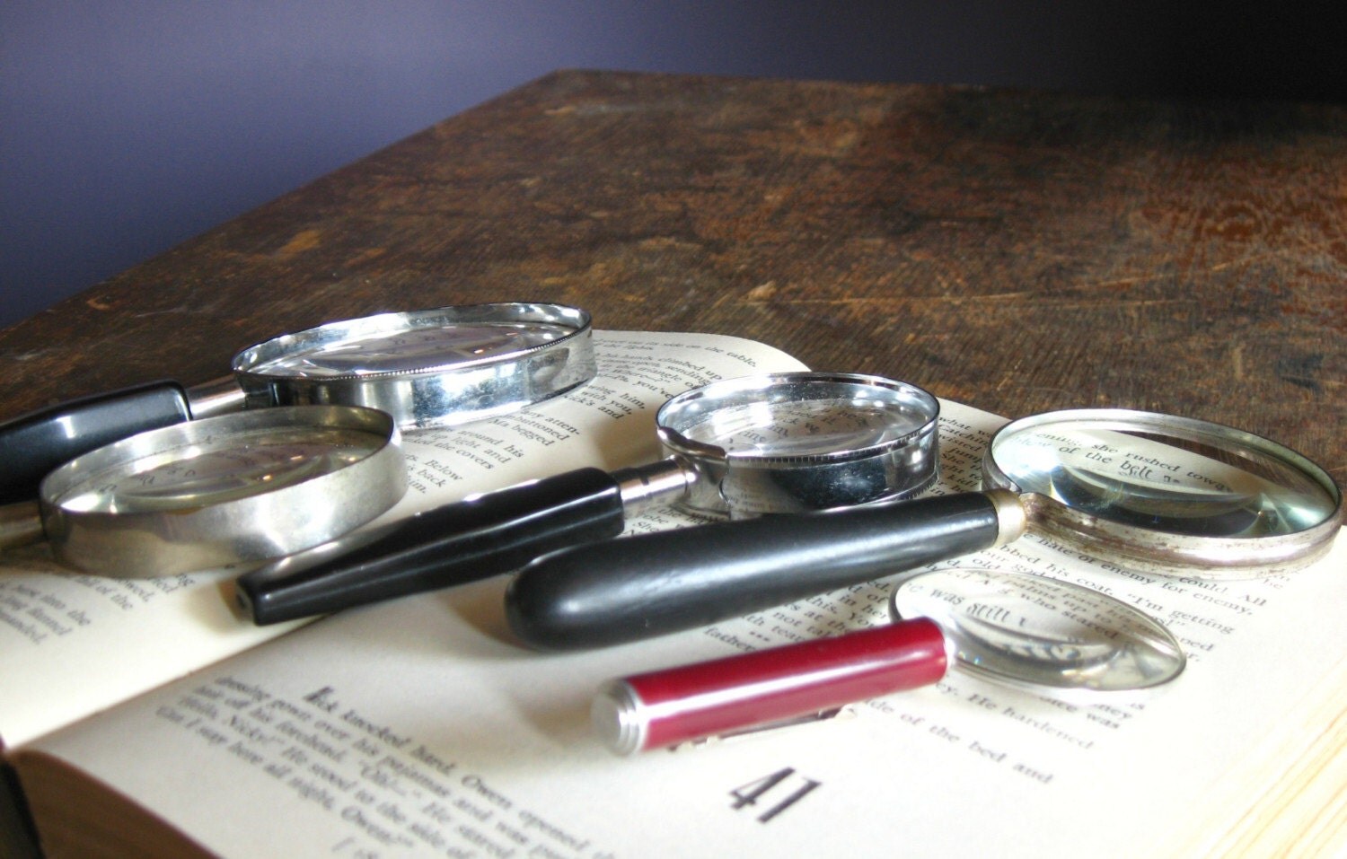 Instant Vintage Magnifying Glass Collection