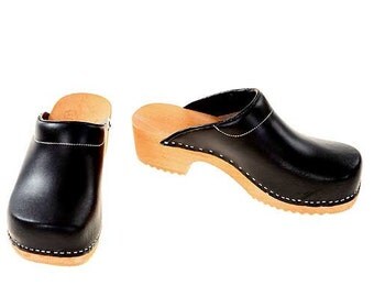 Clogs black with pad