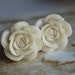 0g (8mm) Vanilla Latte Flower Plugs for Gauged Ears
