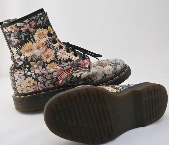 vintage Doc Martens flower design RARE