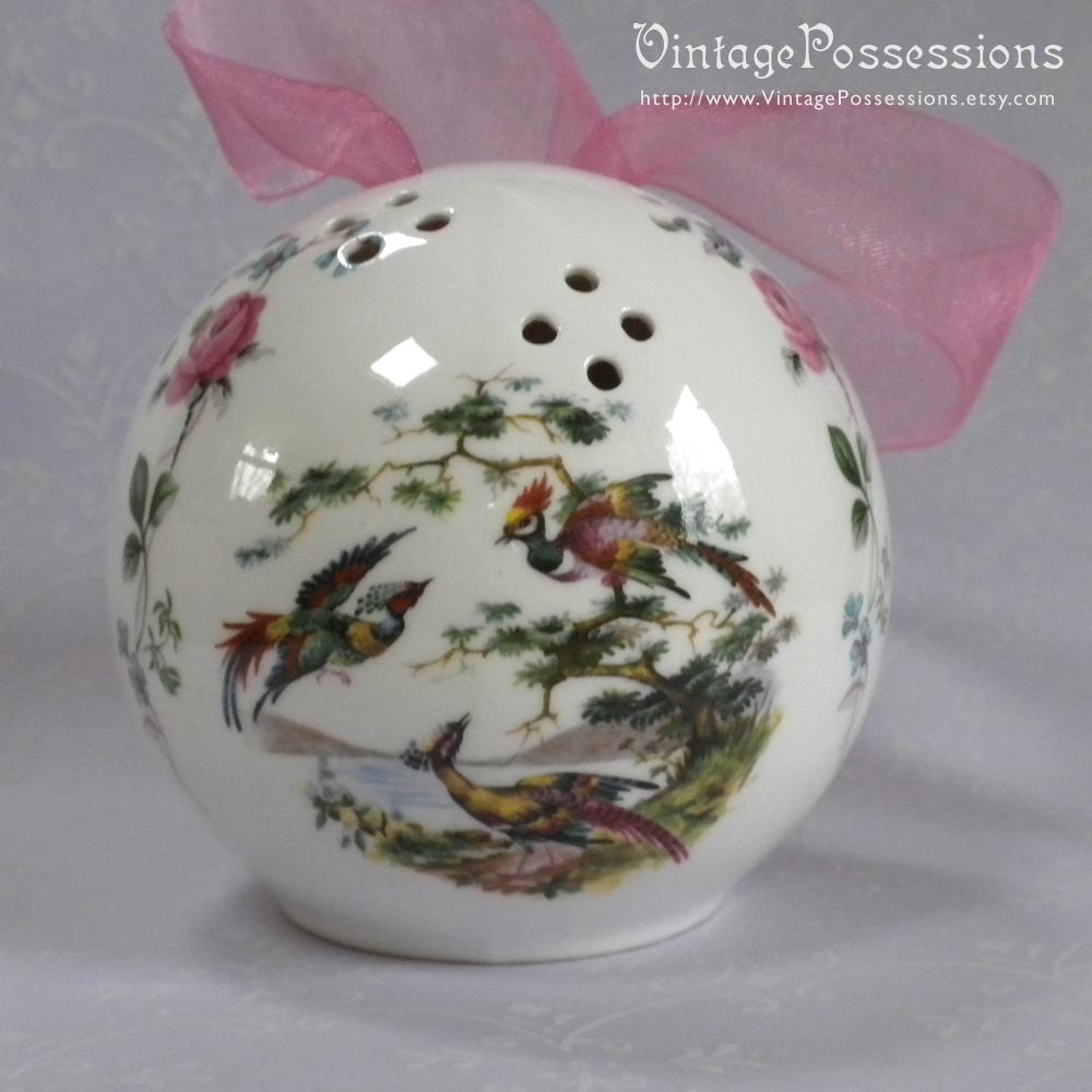 Vintage Ceramic Pomander Potpourri Drawer by VintagePossessions