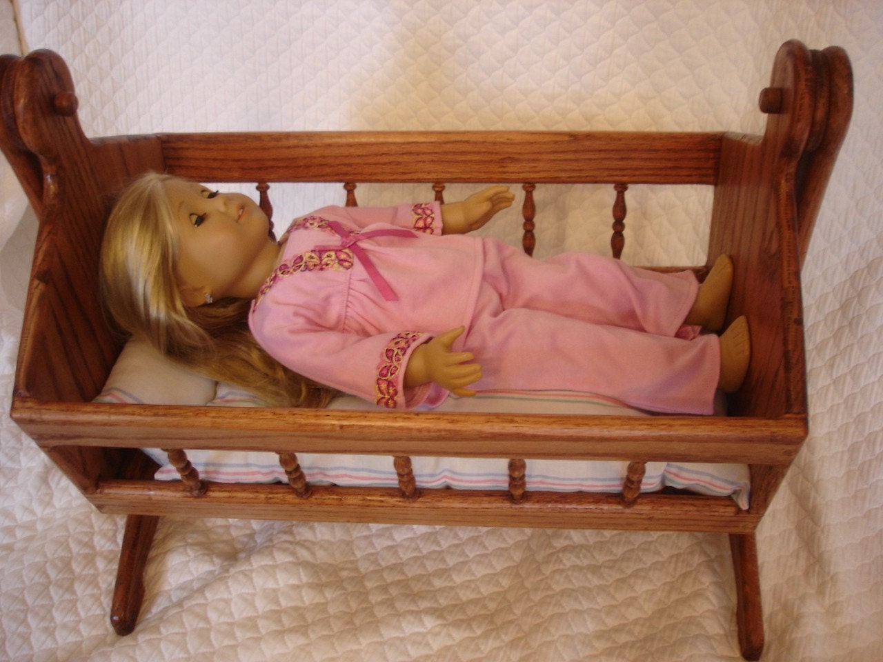 Heirloom Quality OAK Swinging Baby Doll Cradle Bed Crib
