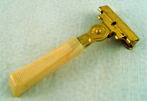 schick injector razor