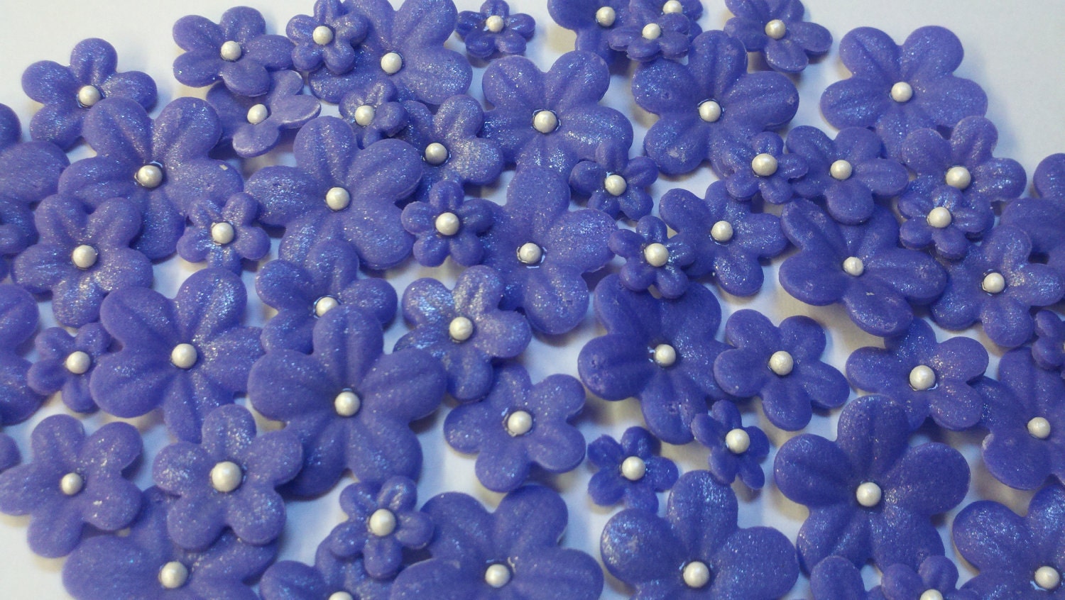 Purple Fondant FlowersEdible Cake or Cupcake DecorationsSet Purple Fondant FlowersEdible Cake or Cupcake DecorationsSet