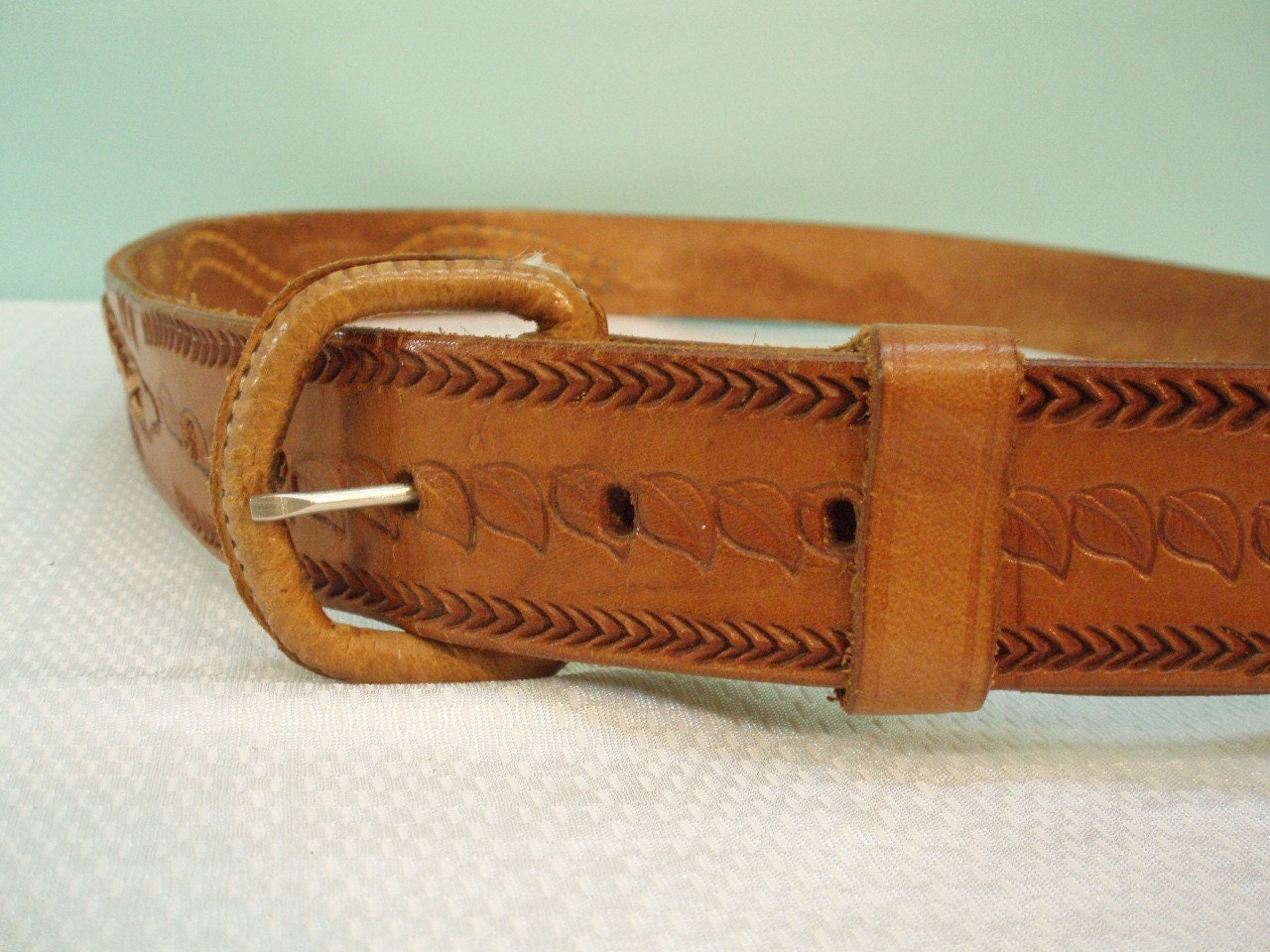 Vintage Hand Tooled Leather Belt Made in Mexico Size 42-44