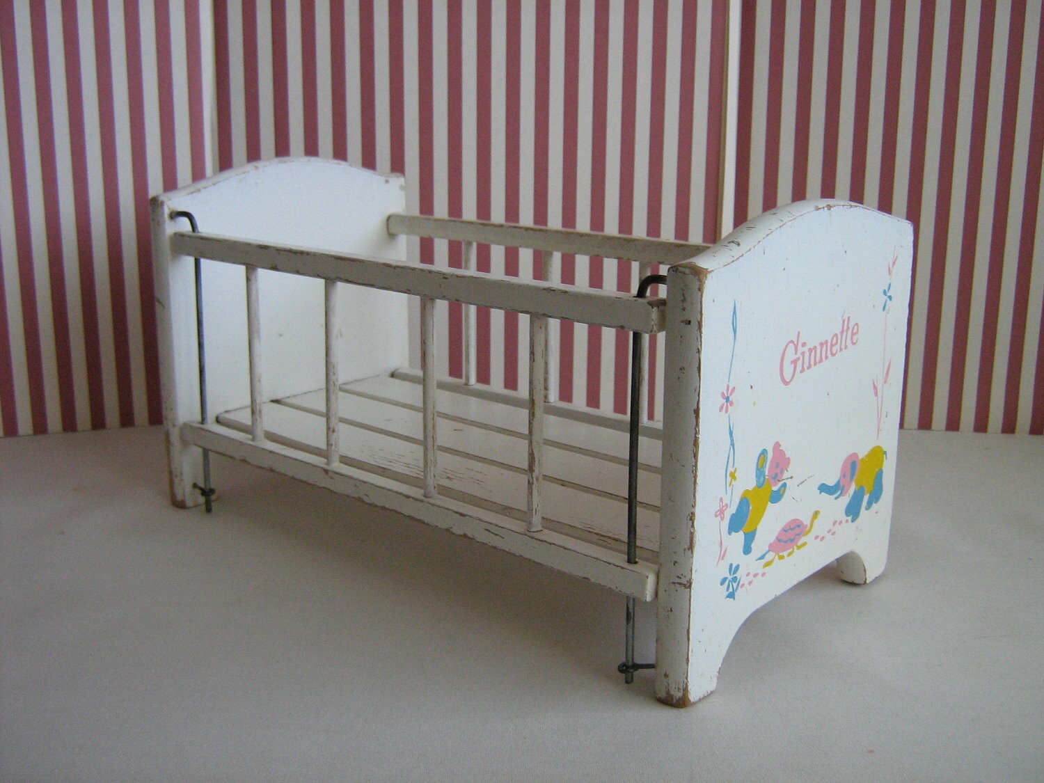 Vintage Vogue Baby Doll Crib