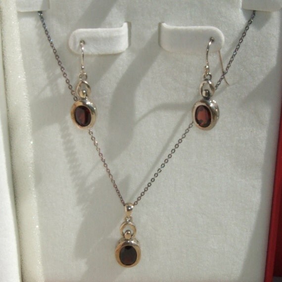 STERLING SILVER and GARNET Necklace and Earring Set in
