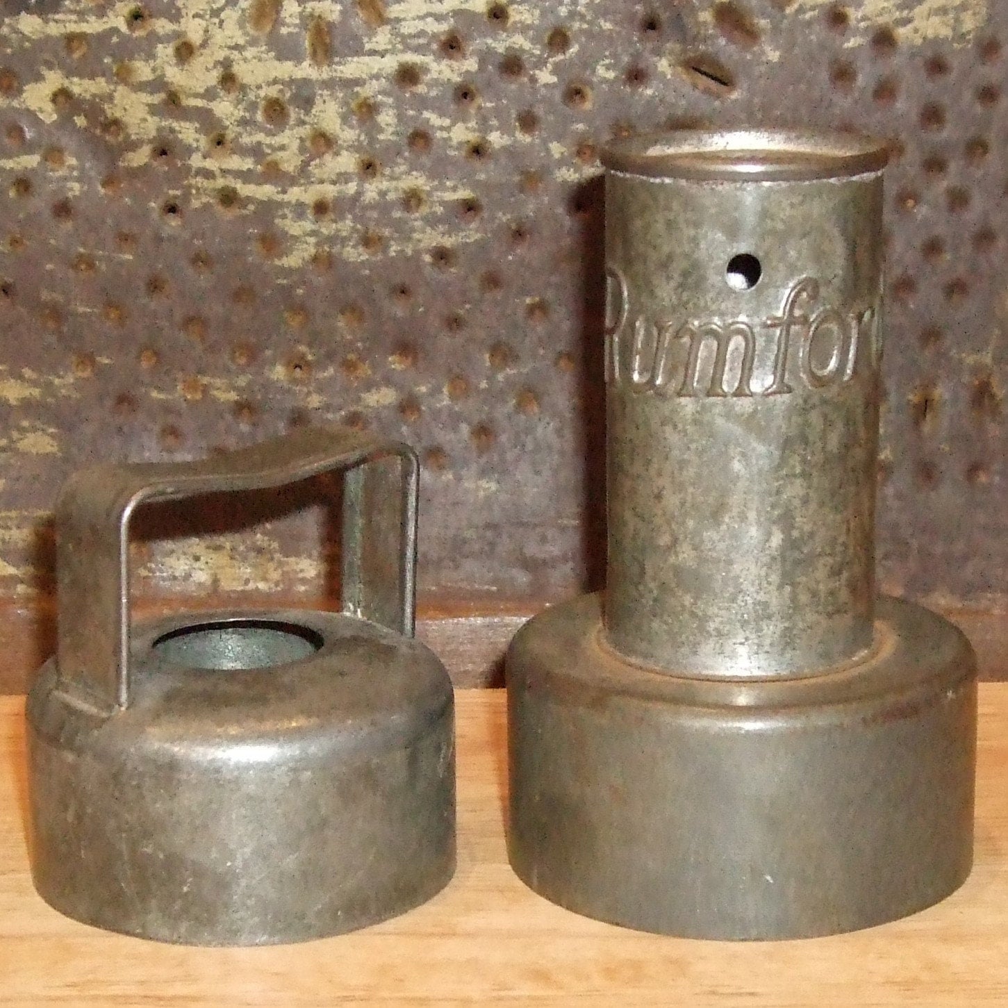 Antique Tin BISCUIT CUTTERS one Advertising for RUMFORD Baking