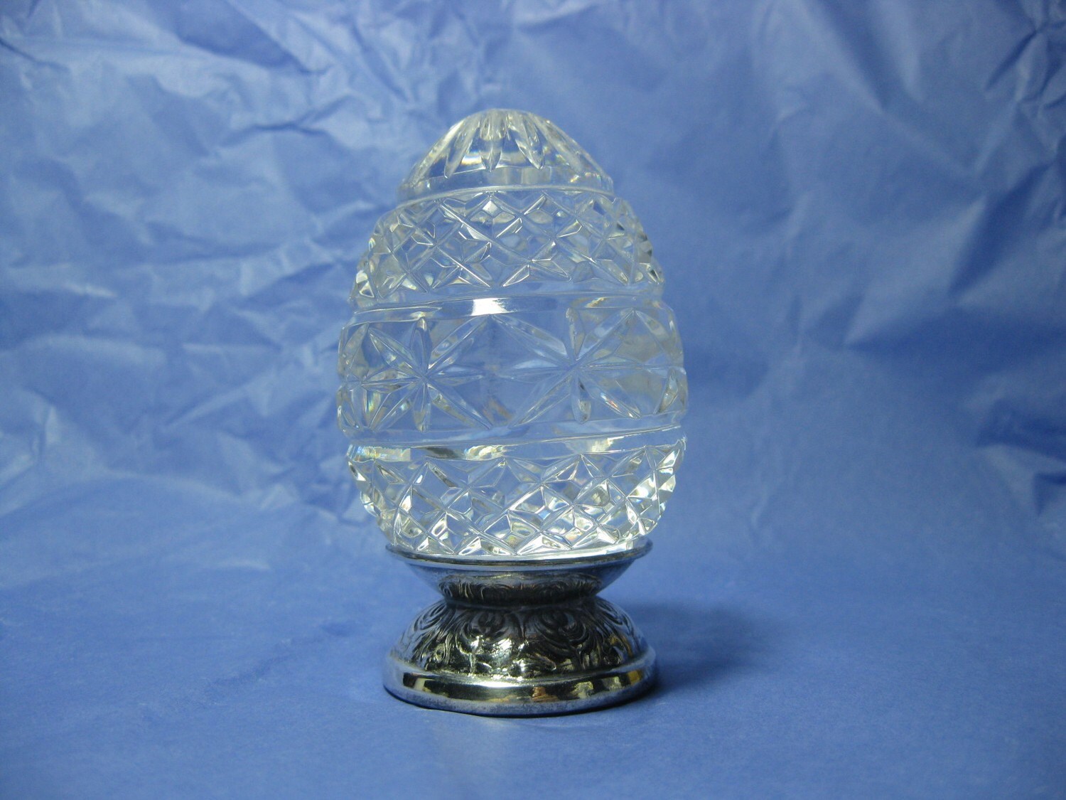 1990 Vintage Waterford Crystal Egg And Stand