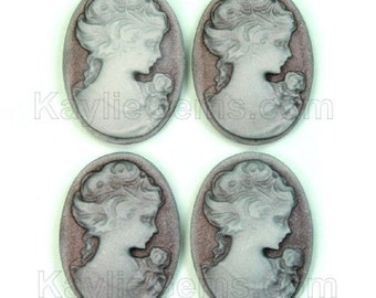 18x25mm Cameo Victorian Lady Portrait - Old Lavender 4pcs