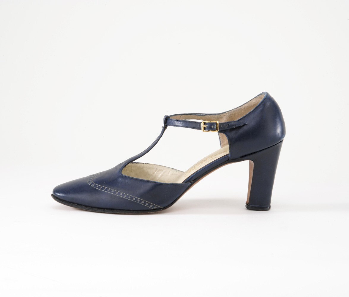 60's Blue T Strap Mary Jane Wingtip Heels