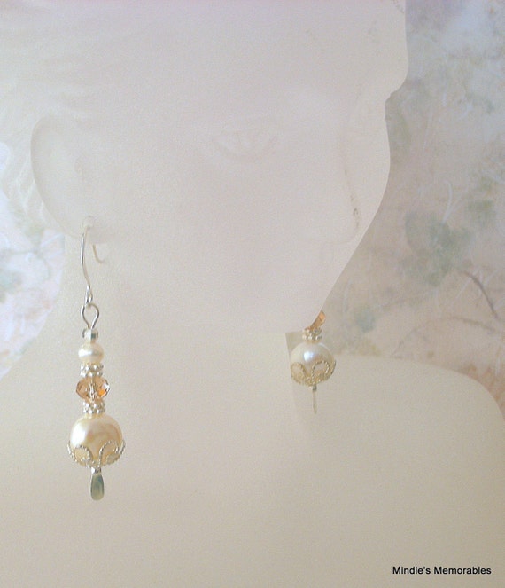 Pearl and crystal earrings creamy white freshwater by Mindielee