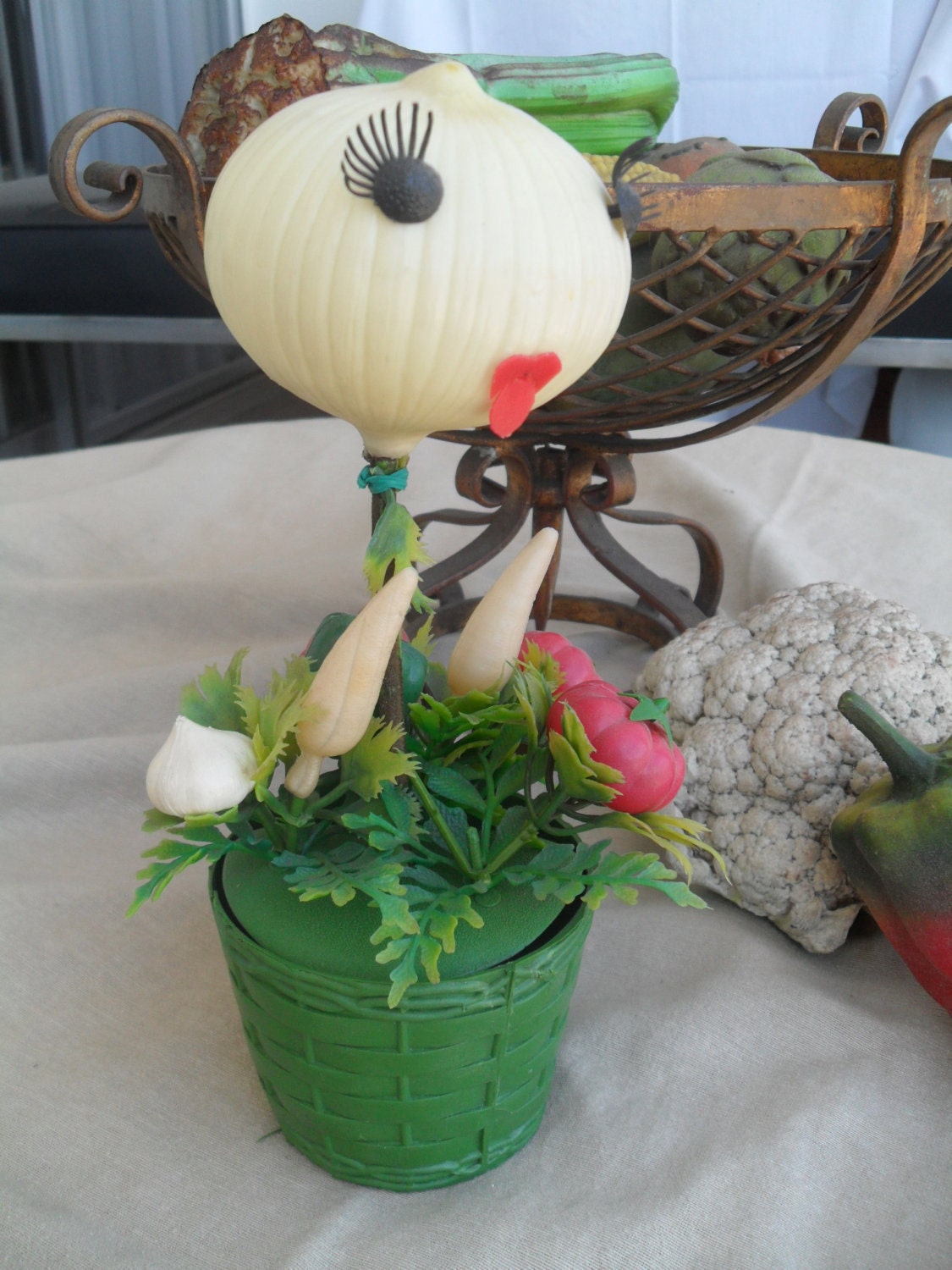 Vintage Onion Plant Anthropomorphic Plastic Plant So Cute