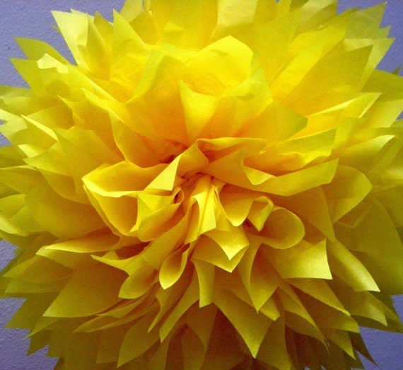 LEMON / 1 tissue paper pom pom / wedding decorations / diy / birthday party decor / yellow decorations / pompoms / bright yellow decoration Il_570xn