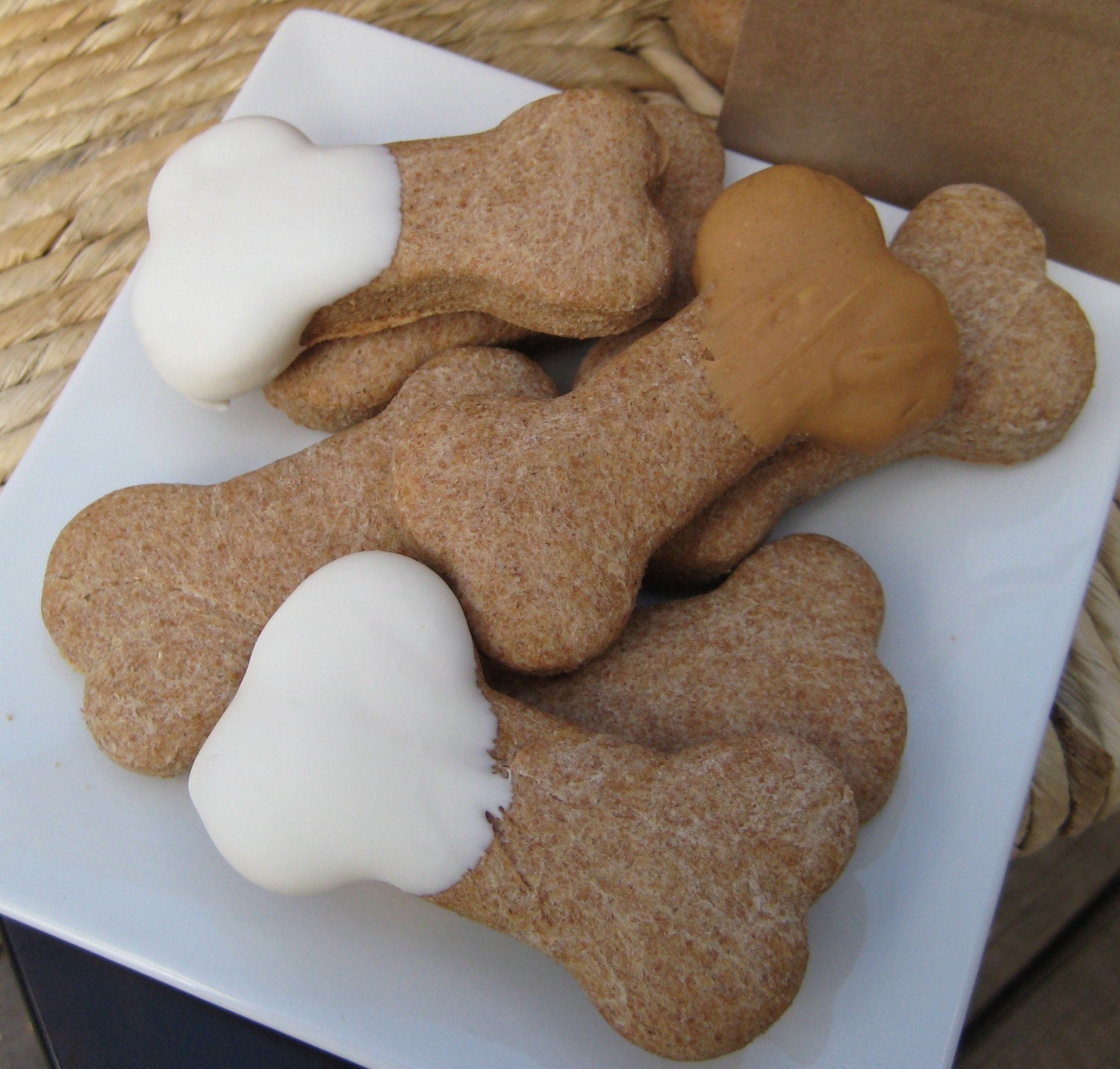 Make Your Own Dog Treats Recipe and Treat Kit by browndogboutique