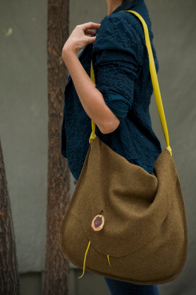 vintage wool blanket hobo bag