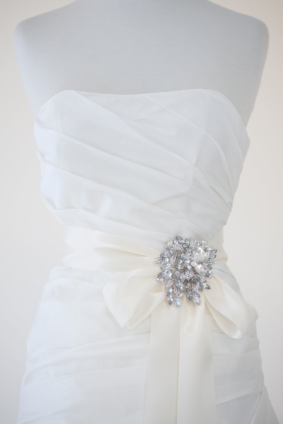 Items similar to Wedding Dress Sash, Bridal Gown Sash, Crystal Brooch