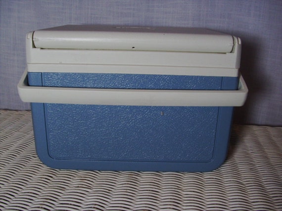 vintage coleman lunch box
