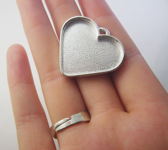 Silver Heart Pendant Tray One Piece Nunn Design Patera Heart