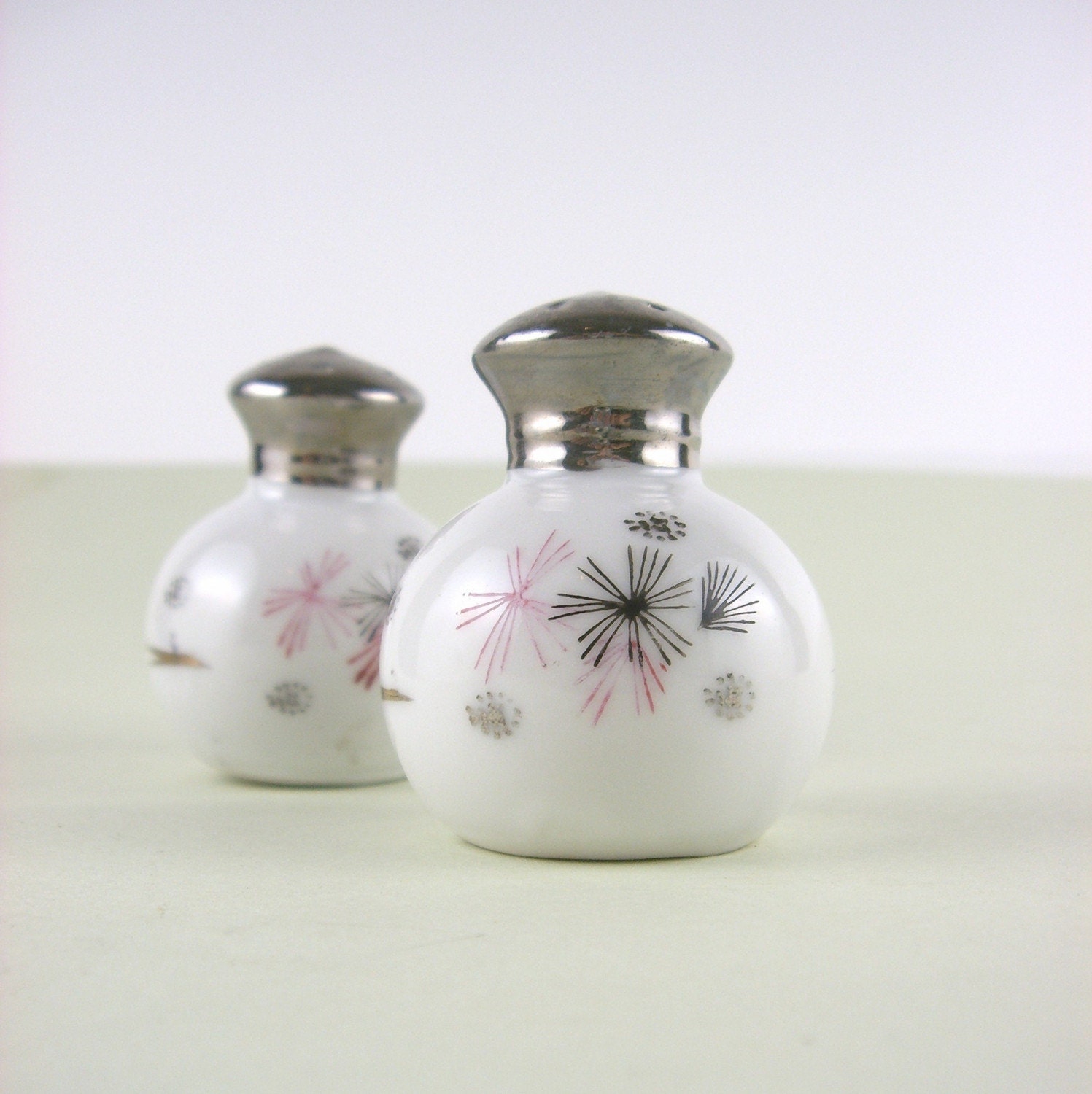 50s Tiny Salt and Pepper Shakers