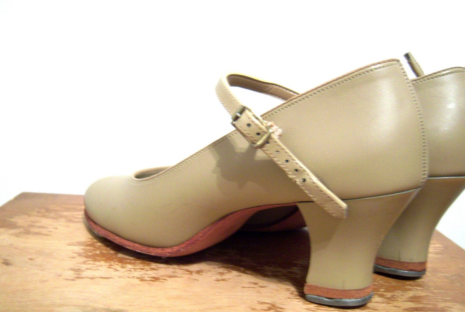 VINTAGE FINA WOMENS TAP SHOES MARY JANE HEELED TAP DANCING