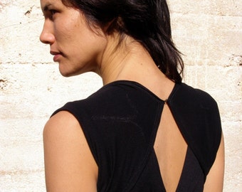 Womens top blouse-Summer top- The TURNAROUND CHIC TOP-Womens tops-2 ways shirt-Black womens top-Convertible top/shirt