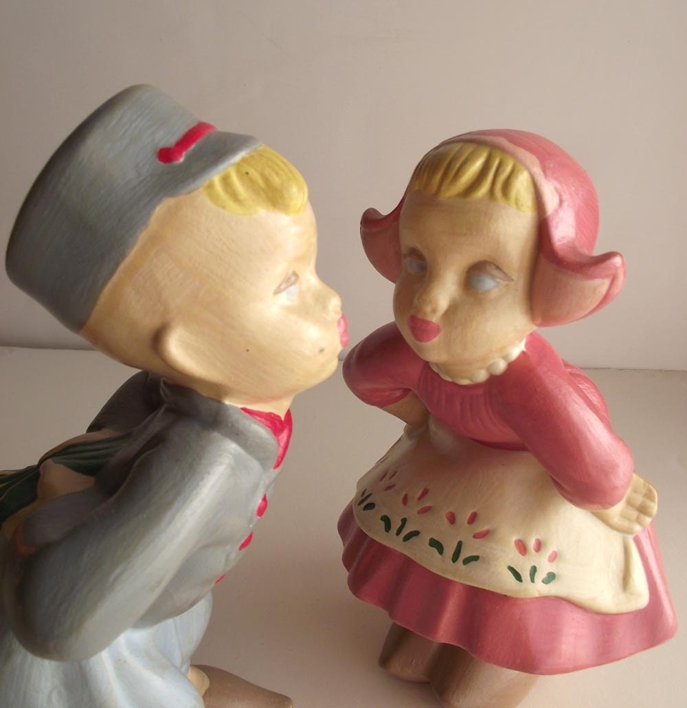 Dutch Girl Dutch Boy Vintage Chalkware Figurines Kitsch