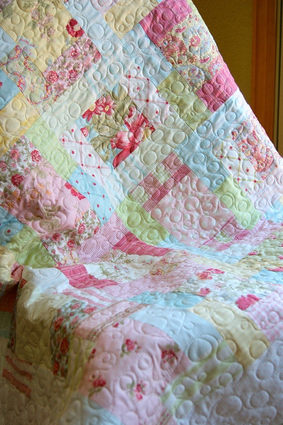 Baby Quilt HANDMADE Moda Simplicity Fabrics
