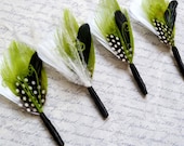 Items similar to Reserved - set of 5 boutonniere on Etsy