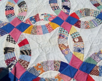 Items similar to Vintage Quilt, Double Wedding Ring Pattern, 1930s ...