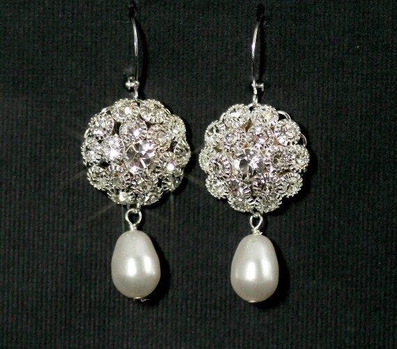 Items similar to Rhinestone Pearl Bridal Earrings, Old Hollywood ...