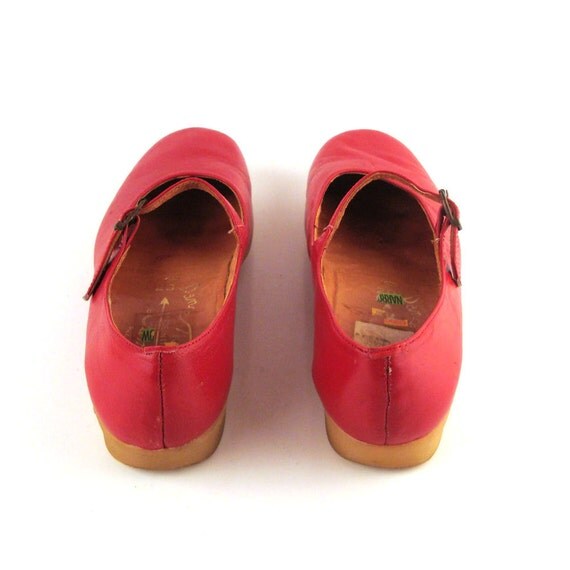 Famolare Red Shoes Mary Janes Vintage 1970s Dance there Womens