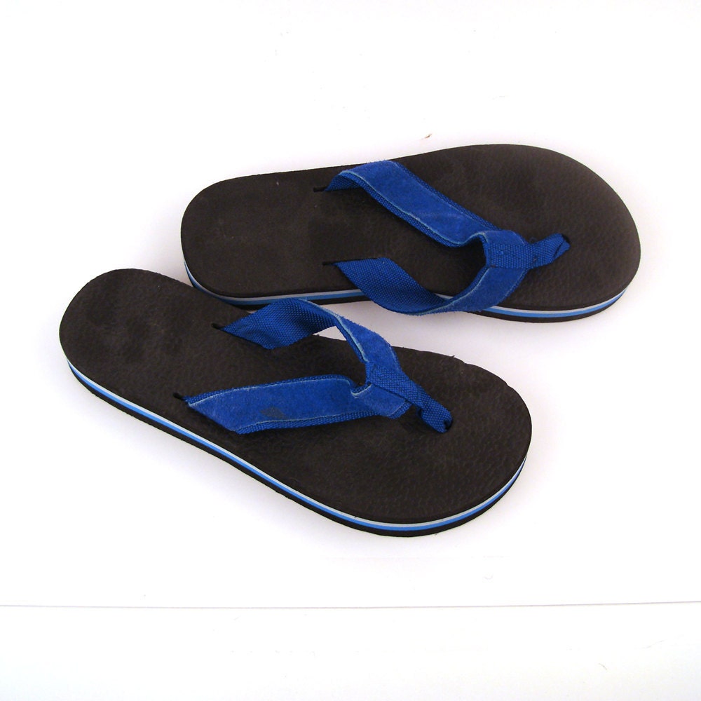1980s rainbow flip flops