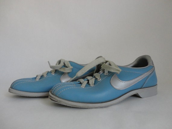 nike bowling shoes size 12