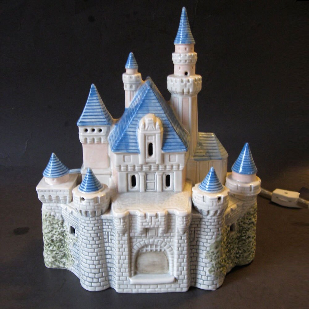 1988 Disney Magic Ceramic Cinderella Castle Light Lamp