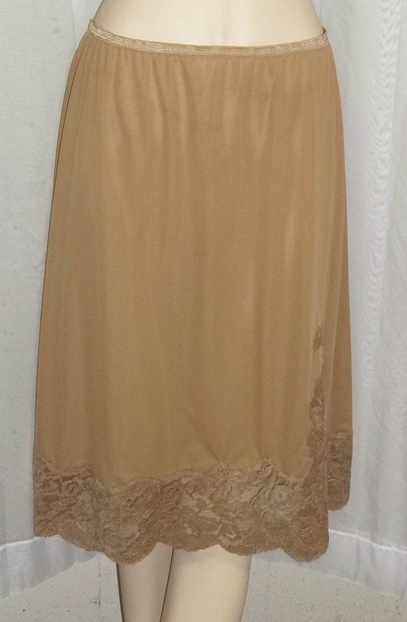 Vintage Vanity Fair Brown Half Slip Nylon Lace Medium
