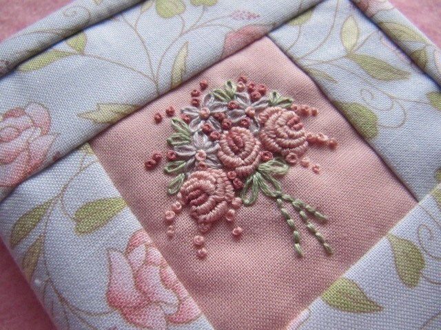quilted and embroidered needlebook kit by mariadownunder on etsy quilted and embroidered needlebook kit by mariadownunder on etsy