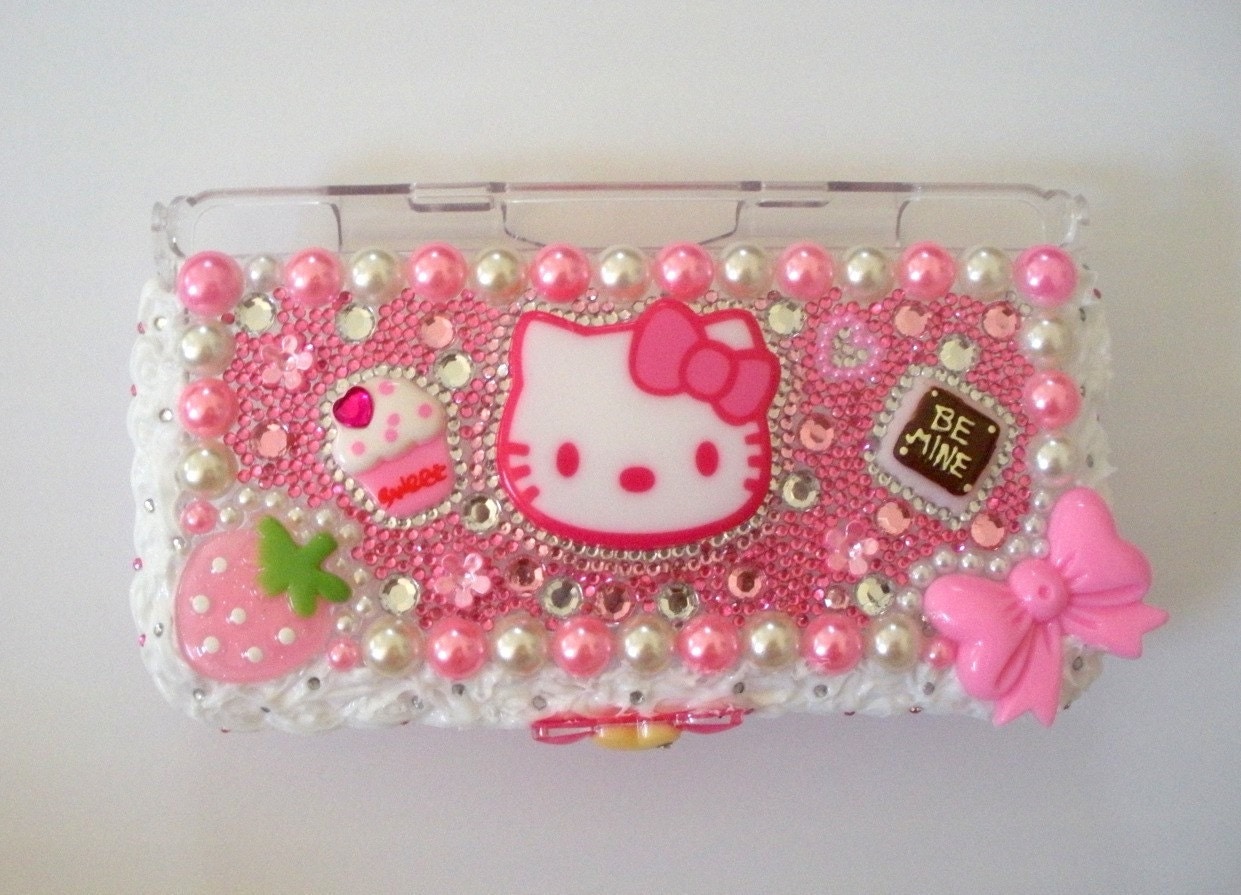 Glittery and Sparkle Hello Kitty Deco Nintendo DS Lite Case