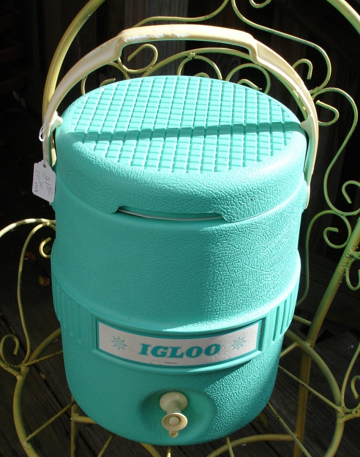 Cool Vintage Igloo Cooler