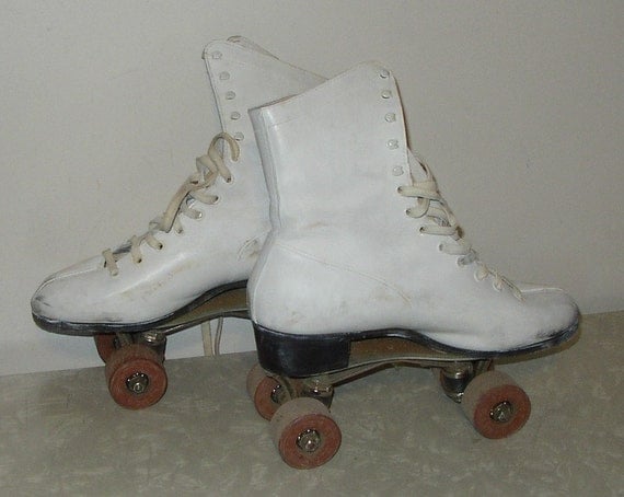 Vintage Chicago Roller Skates in Metal Case Womens by retroology