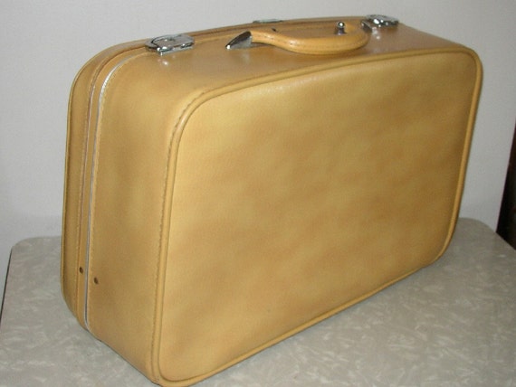 Vintage Amelia Earhart Luggage 98
