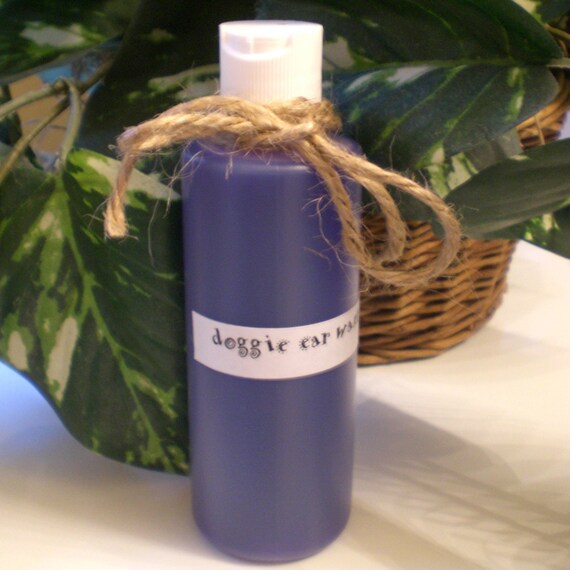 Blue ear wash for dogs