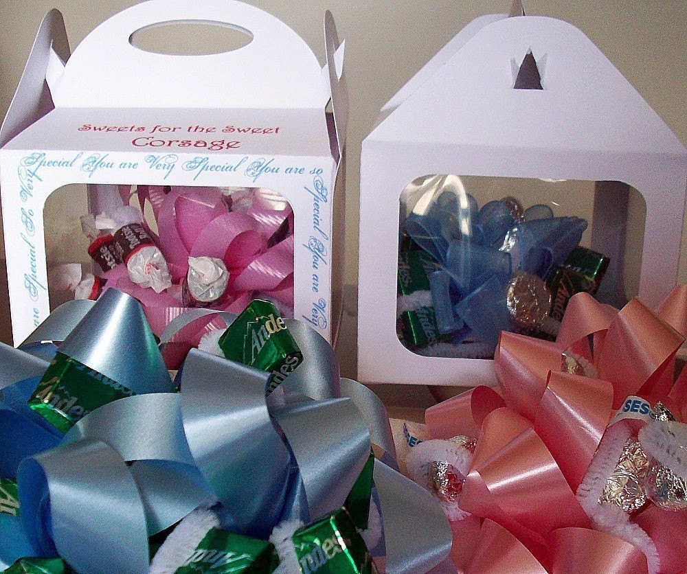 Candy Birthday Corsage...Wristlet 9927AW or Corsage with pin