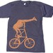 Mens URBAN GIRAFFE on tall BICYCLE T-Shirt american apparel X S S M L xl xxl (Navy)