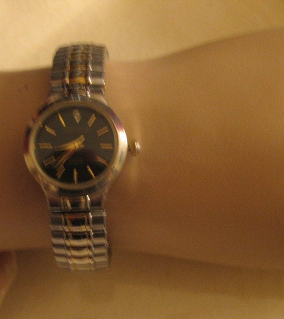 Vintage Sergio Valente Wrist Watch Quartz Diamond Chip