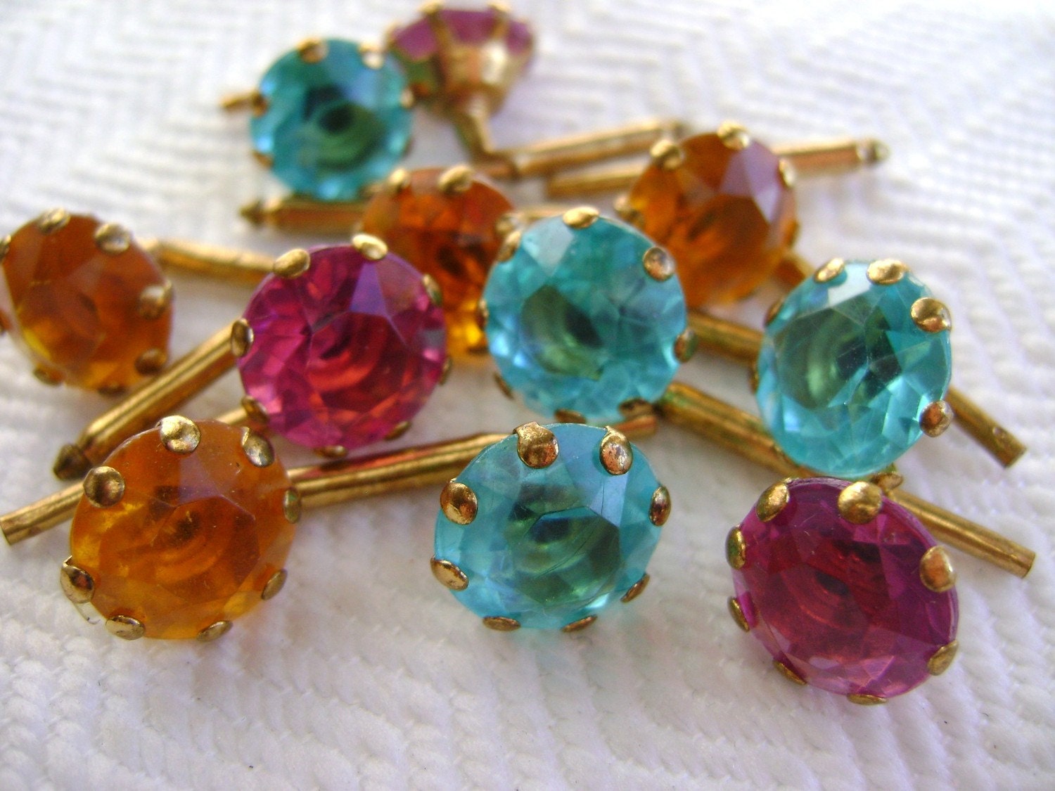 Rhinestone Vintage Buttons 8 Studs in Assorted Colors