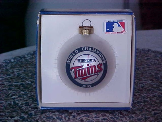 OFFICIAL 1987 MINNESOTA TWINS WORLD CHAMPIONS ORNAMENT