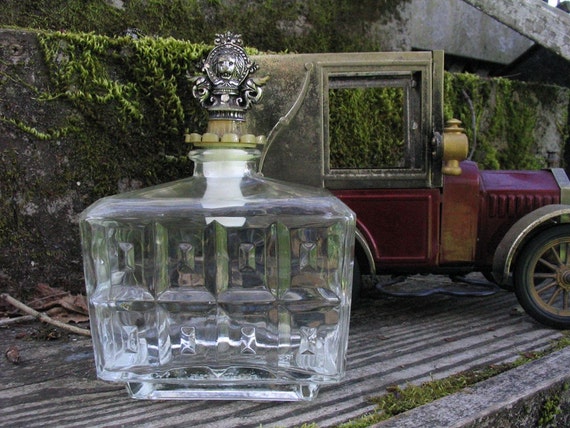 Ford decanter music box #4