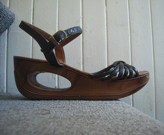 yoyo shoes website