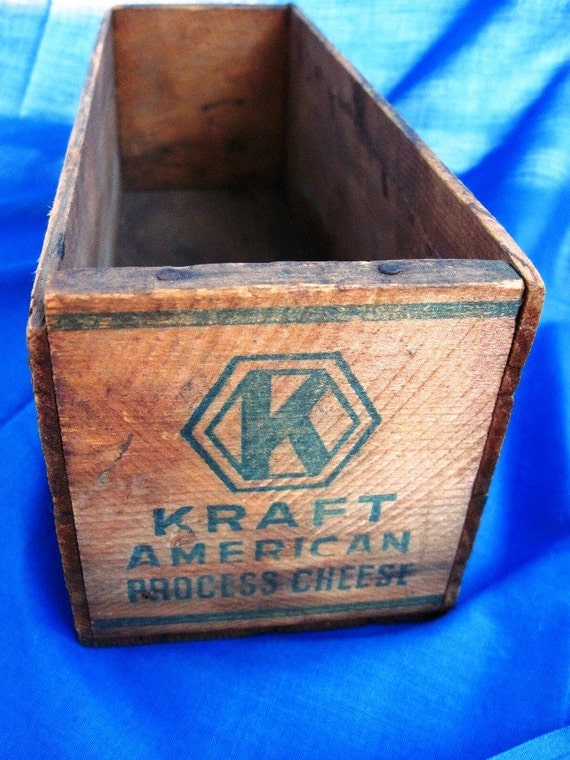 Vintage WOODEN Kraft 5 lb. CHEESE BOX